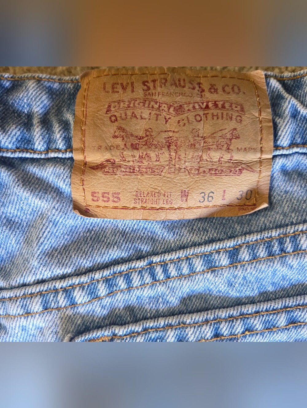 Vintage 1996 Levis 555 Men Blue Jeans Batwing Red Tab Made In The USA 36x30 - Picture 7 of 10